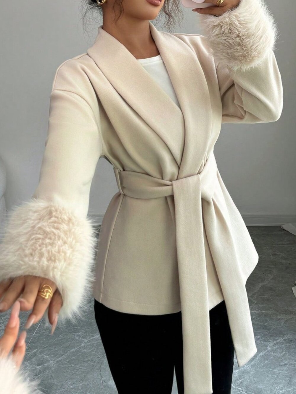 Beige Casual Women's Faux Fur Trim Tie-Front Collared Long Sleeve Woven Coat
